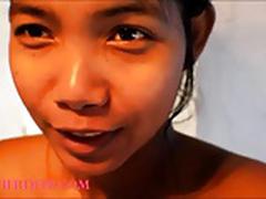 Thaise tienerheide diep geeft morning blowjob deepthroat crea